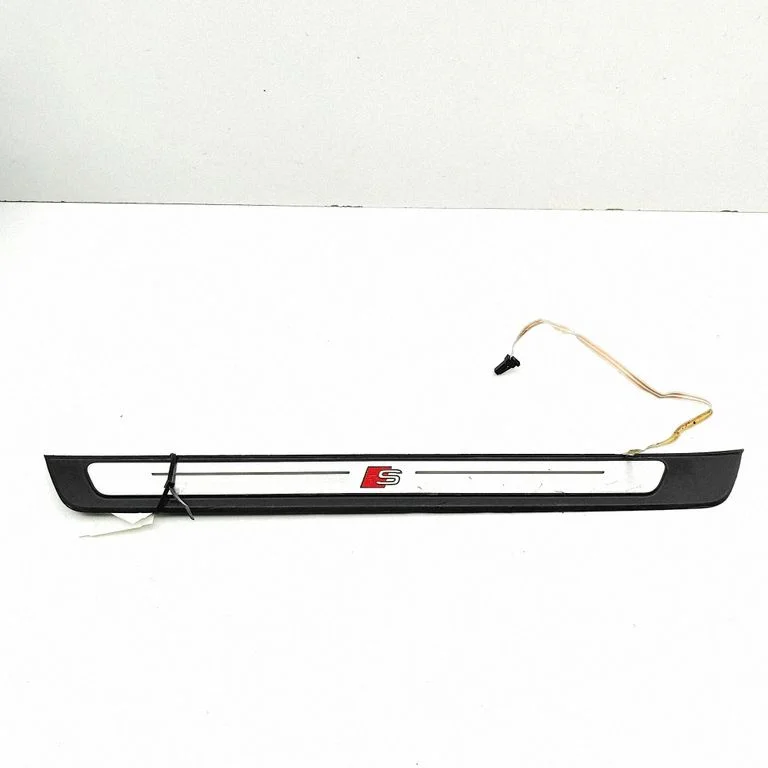 Front sill trim cover 4K0947405
