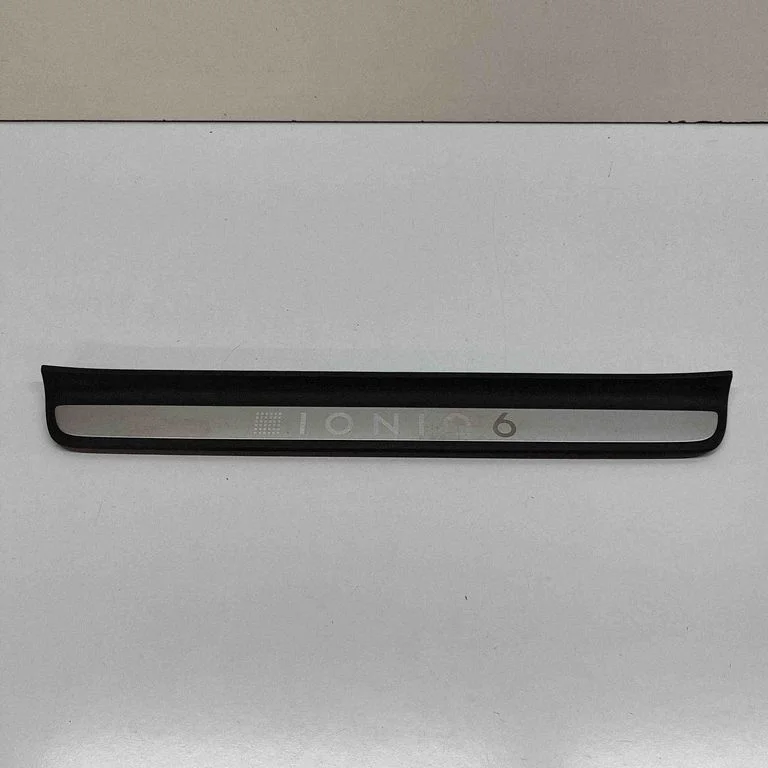 Esimese lävepaku kate 85883KL500