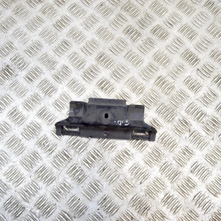 Apakšas aizsargs 1EA825271
