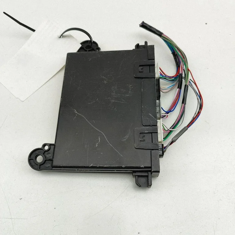 Climate control unit 8865048L40