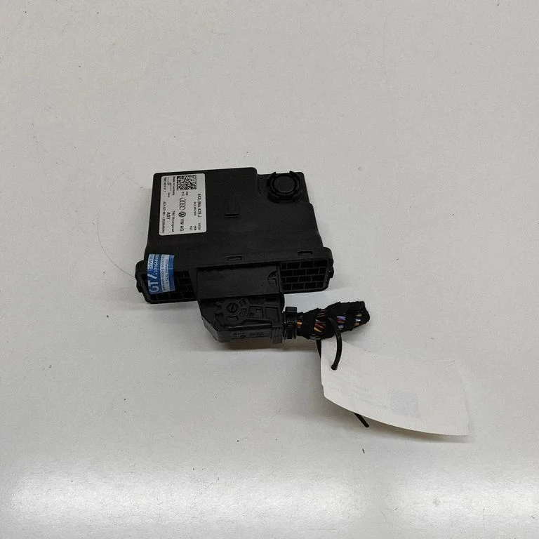 Gaisa kondicioniera/klimata/sildītāja vadības bloks (salonā) – Porsche Taycan 9J1 (2019-)