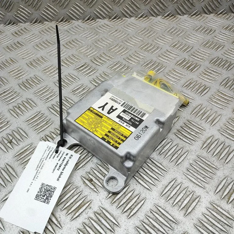 Airbag control unit/module 8917050320 – Lexus LS UCF30 (2001-2007)