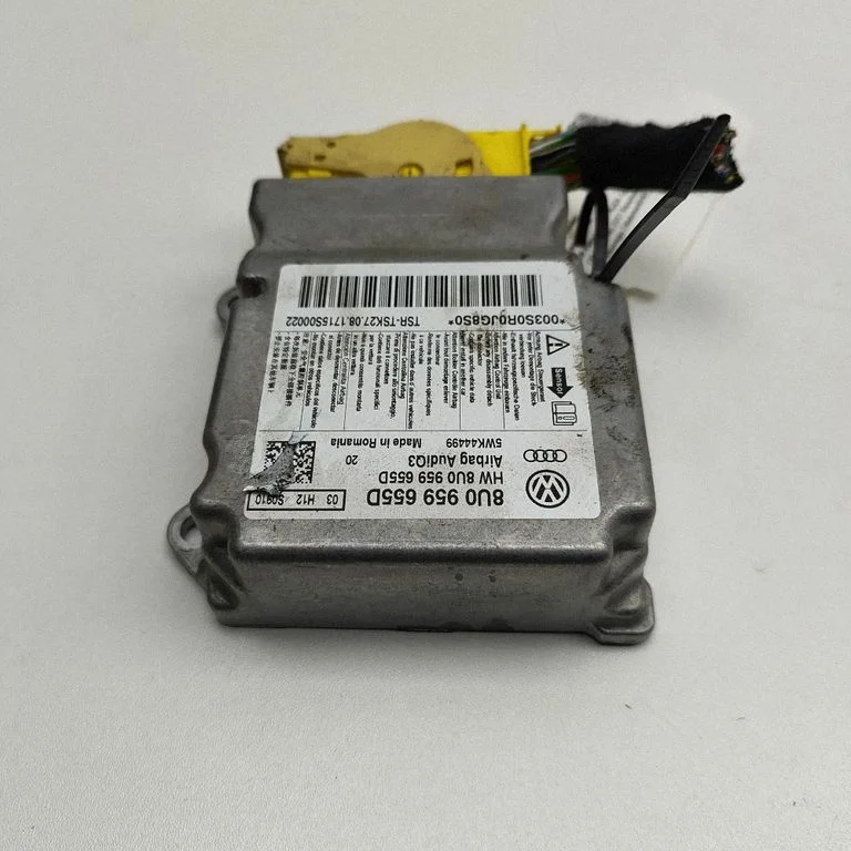 Drošības spilvenu vadības bloks 8U0959655D
