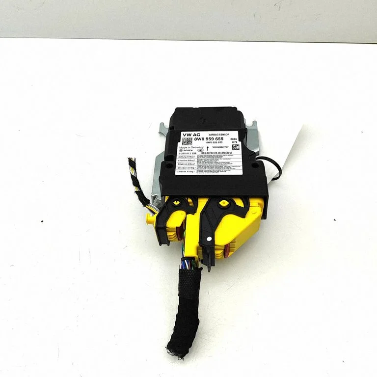 Sterownik poduszek powietrznych 8W0959655