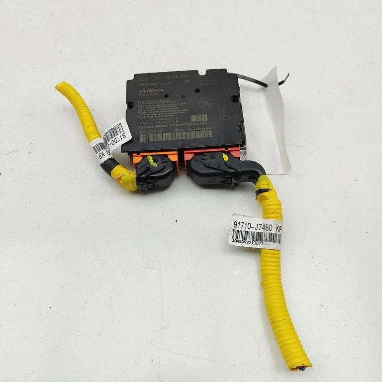 Airbag control unit/module A2C11367102