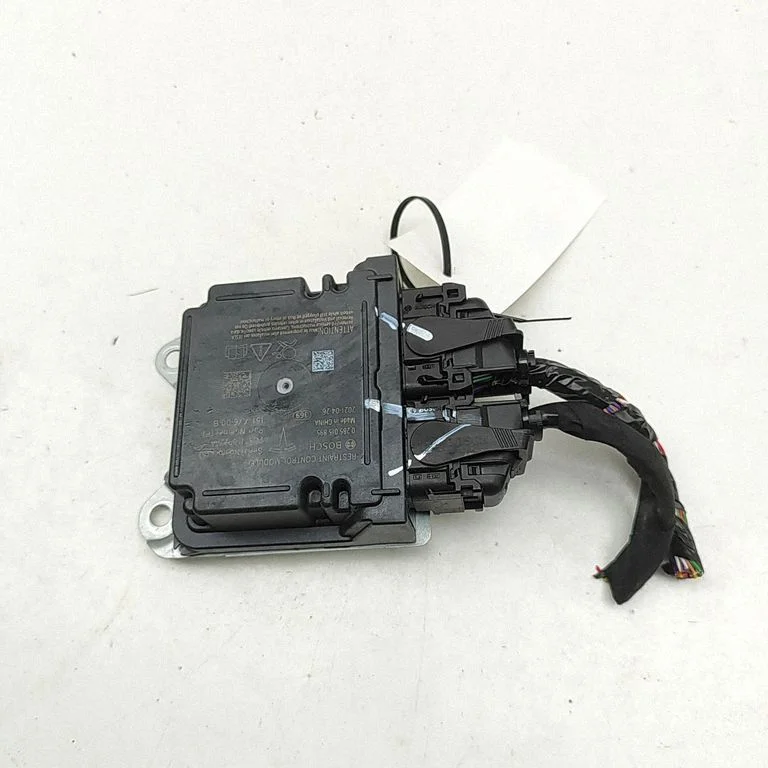 Drošības spilvenu vadības bloks – Tesla Model Y (2020-)