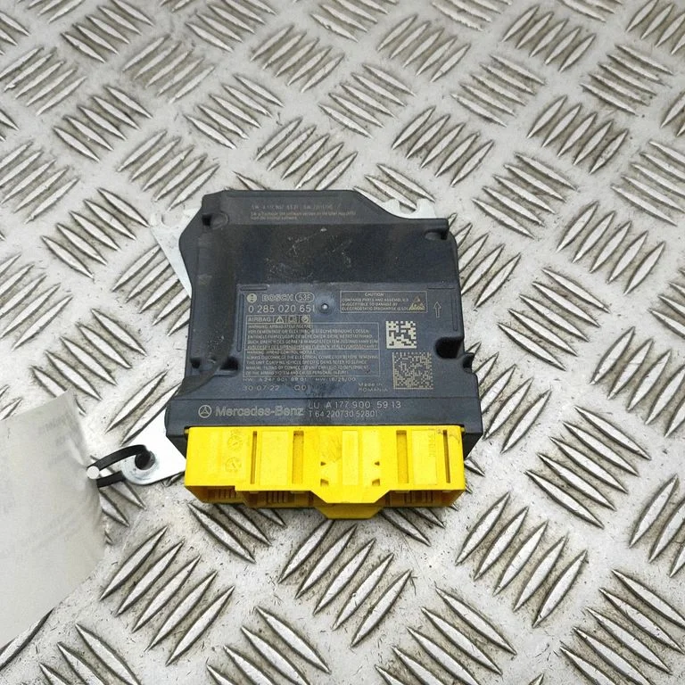 Drošības spilvenu vadības bloks 0285020651
