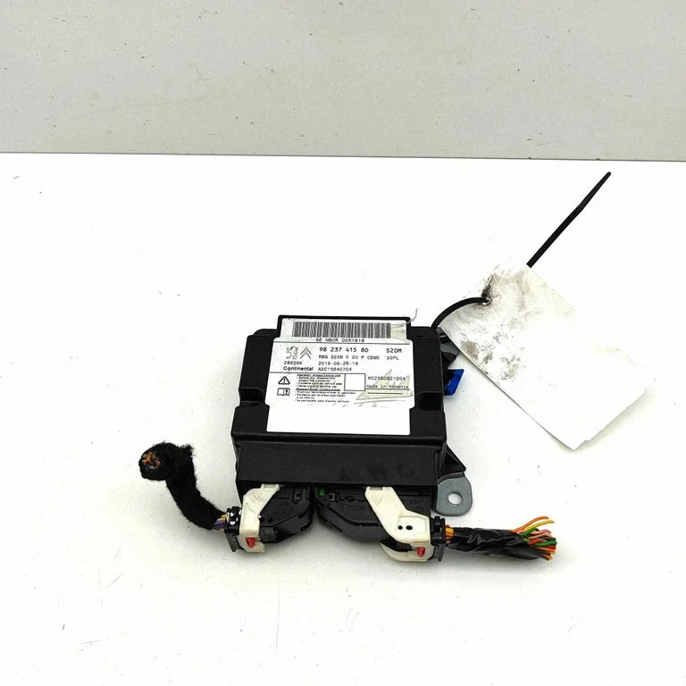 Drošības spilvenu vadības bloks A2C15940704