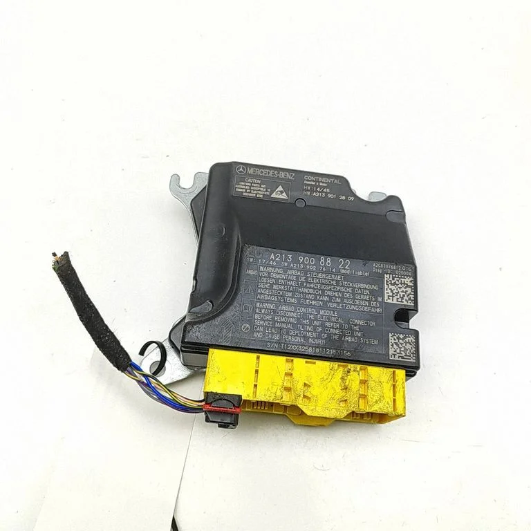 Airbag control unit/module A2139027614