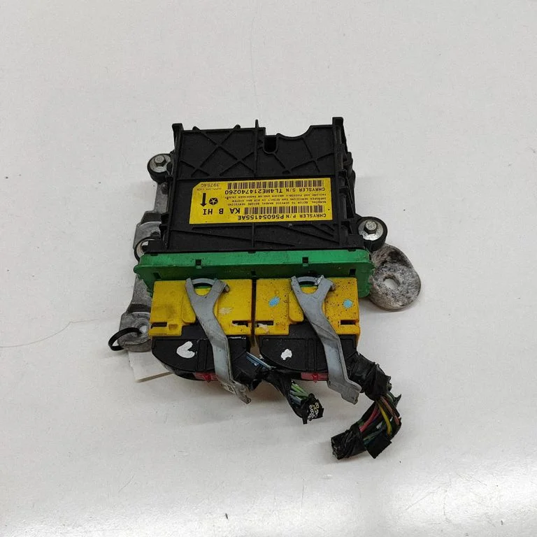 Drošības spilvenu vadības bloks 56054155AE