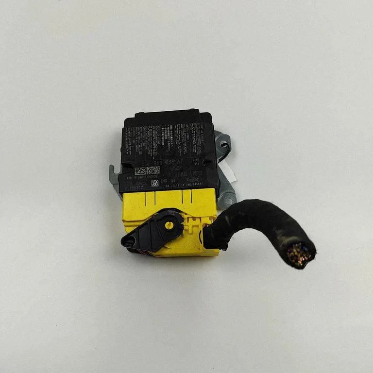 Airbag control unit/module A025K812