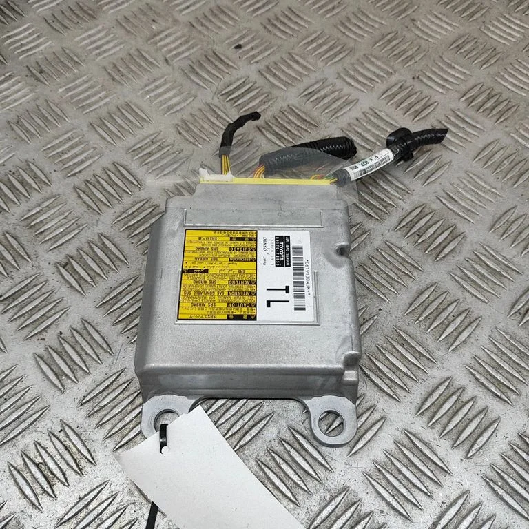 Airbag control unit/module – Lexus NX (2014-2021)