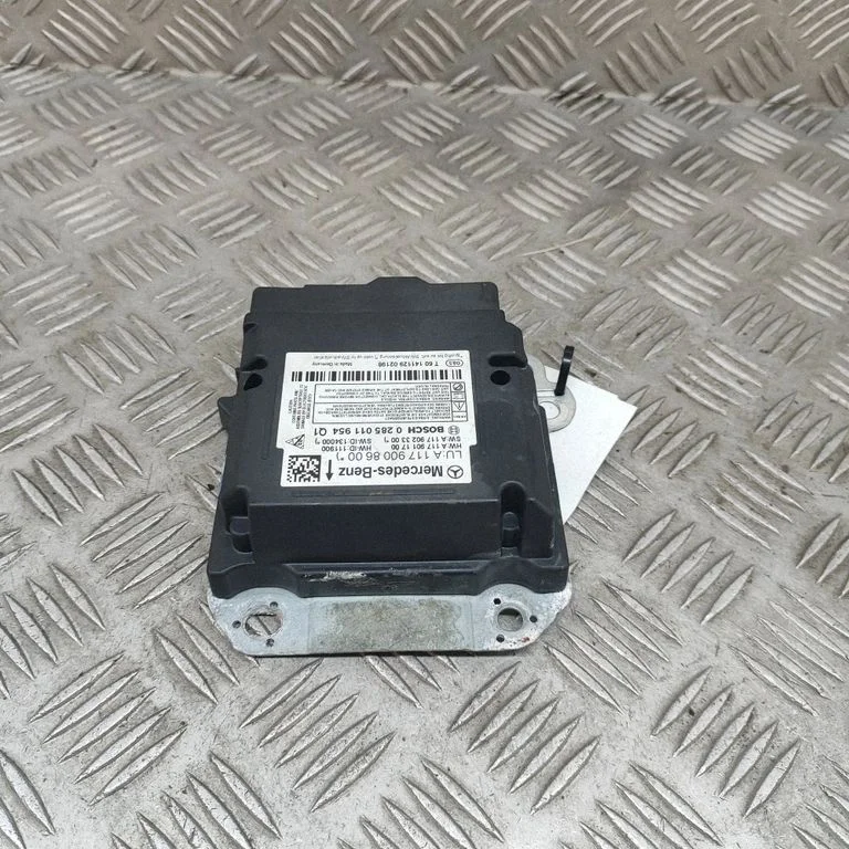 Drošības spilvenu vadības bloks A1179008600