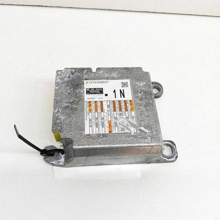 Drošības spilvenu vadības bloks 1511006940