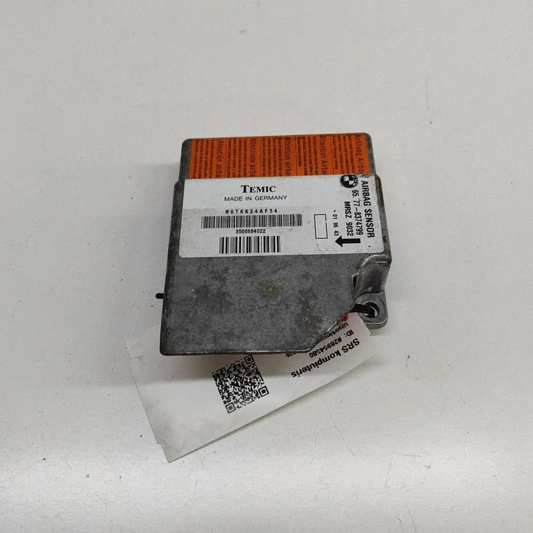 Drošības spilvenu vadības bloks 8374799