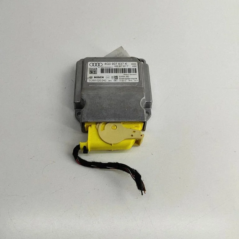 Drošības spilvenu vadības bloks 4G0907637F