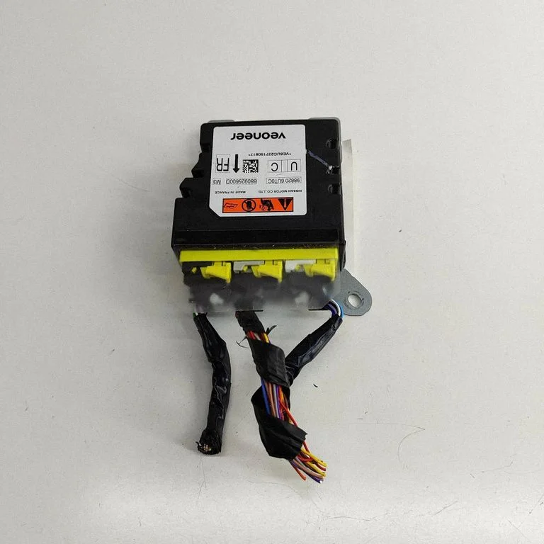 Drošības spilvenu vadības bloks 680925600D