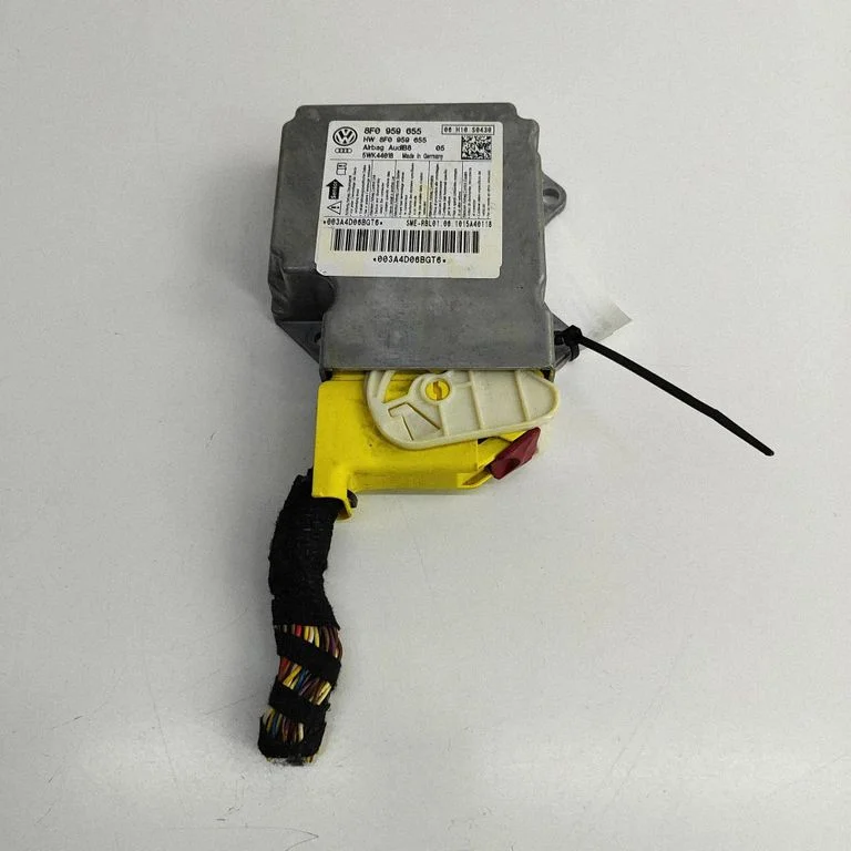 Drošības spilvenu vadības bloks 8F0959655