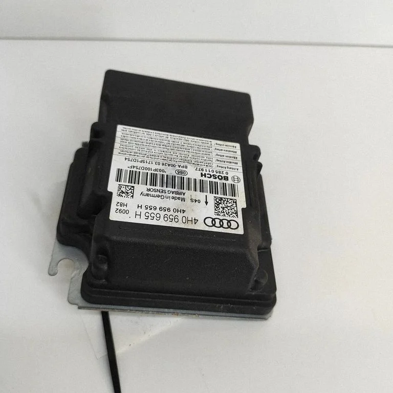 Drošības spilvenu vadības bloks 0285011977