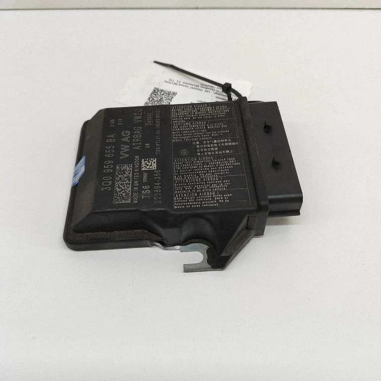 Drošības spilvenu vadības bloks – Volkswagen Passat CC (2008-2016)