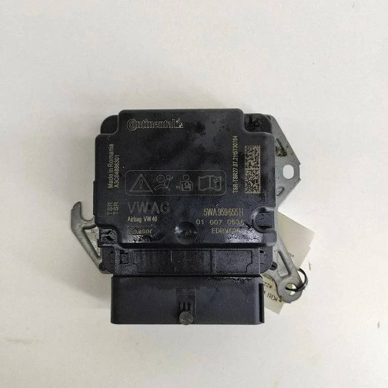 Drošības spilvenu vadības bloks A3C04886301