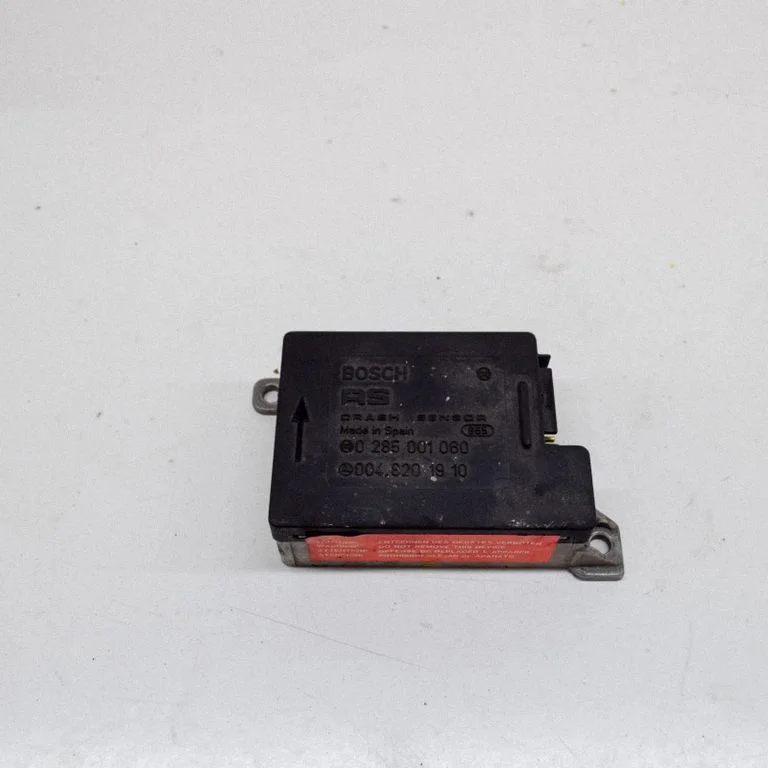 Drošības spilvenu vadības bloks 0285001060