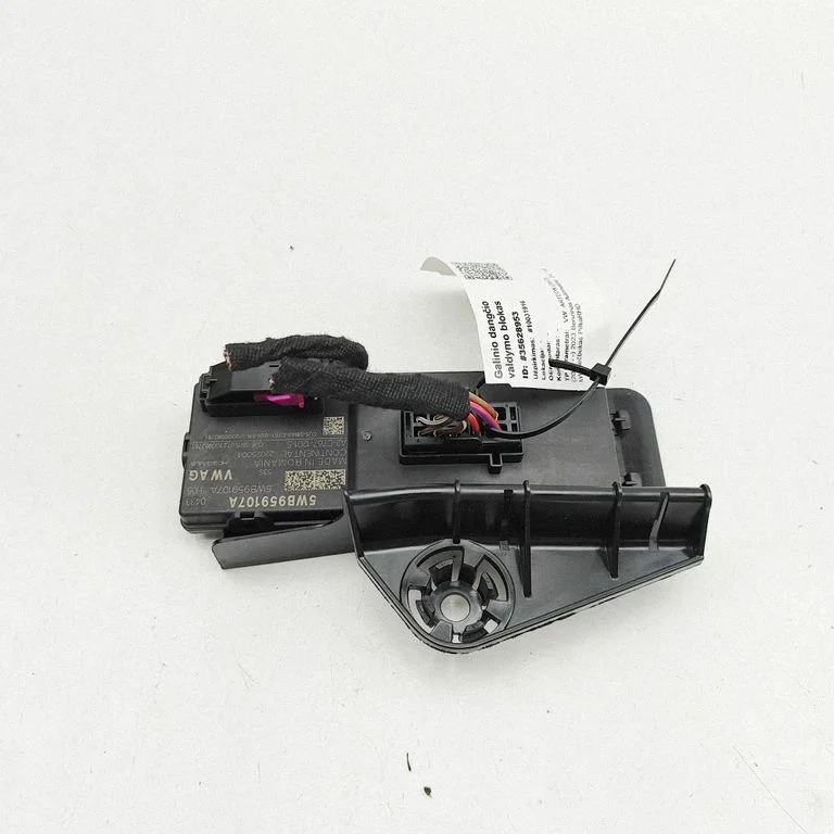 Tailgate/trunk control unit/module A2C76712015
