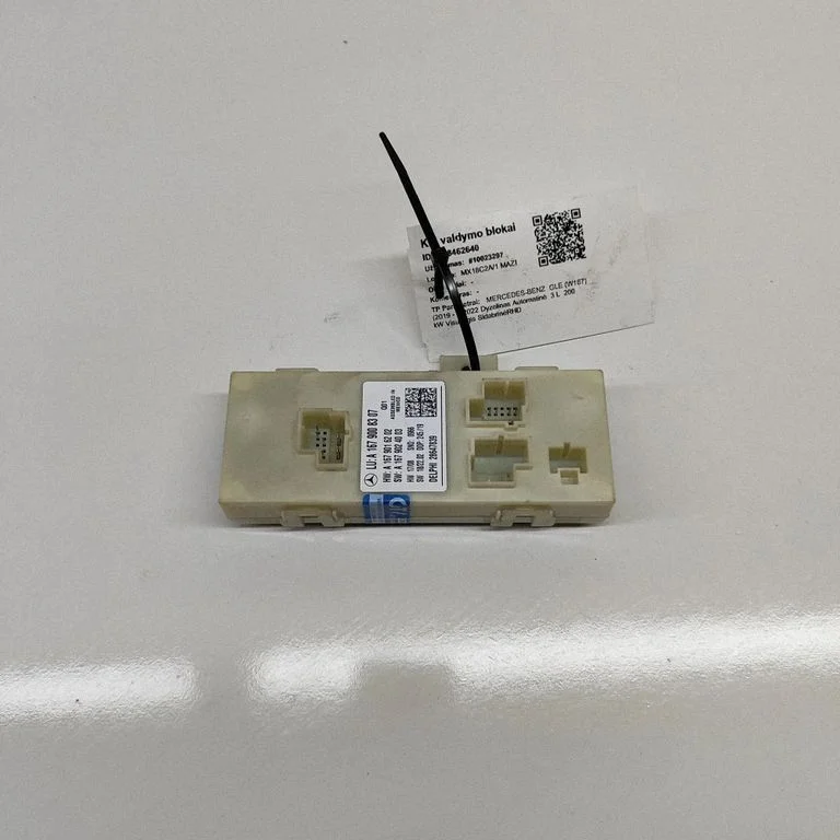Sterownik klapy bagażnika A1679008307