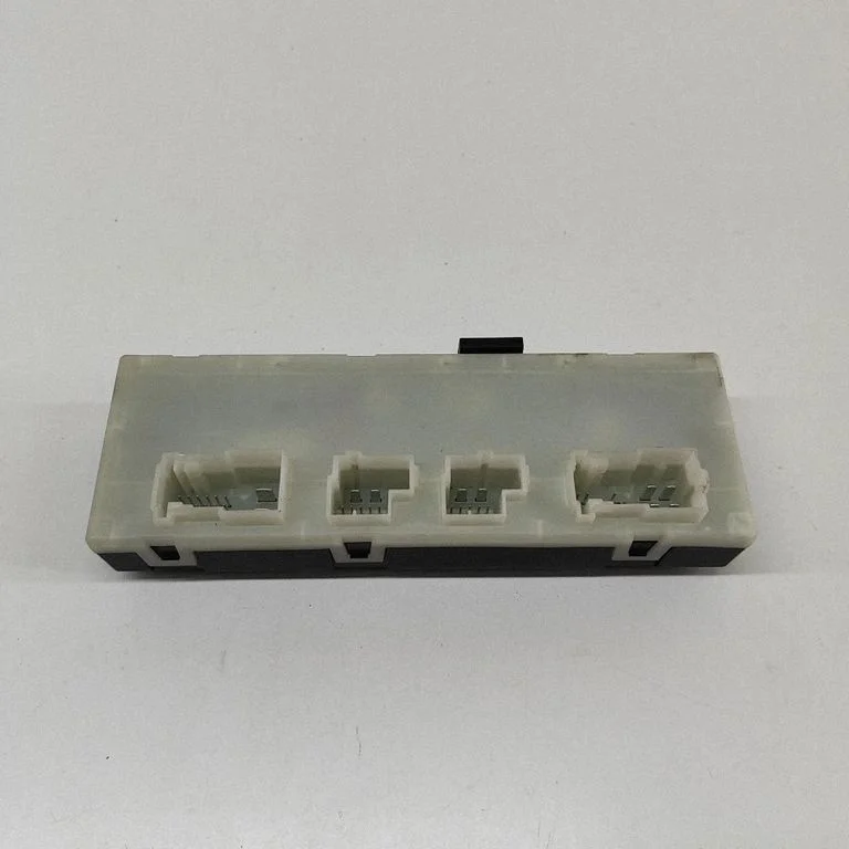 Bagāžnieka vāka vadības bloks A2C7433391400