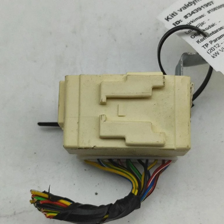 Centrālās slēgšanas vadības bloks 8212008500