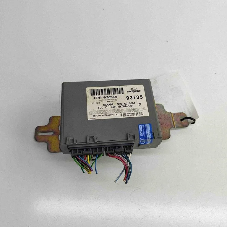 Centrālās slēgšanas vadības bloks F87F15K602DB