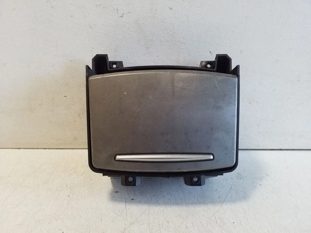Topsihoidik (eesmine) – Audi A6 Allroad C6 (2006-2011)