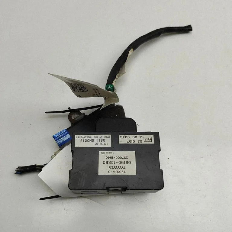 Signalisatsiooni juhtplokk – Toyota Land Cruiser (J100) (1998-2007)