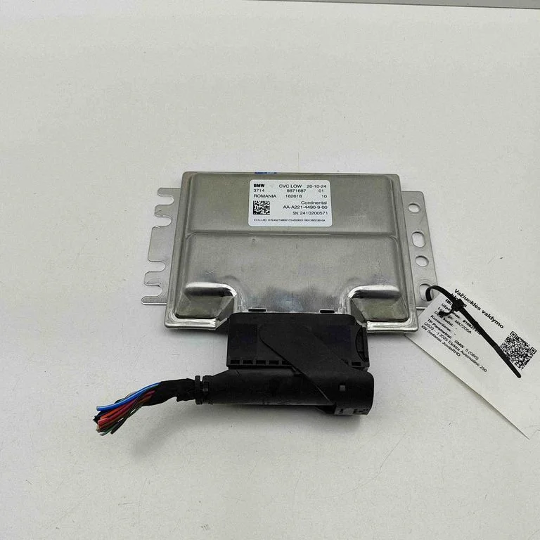 Balstiekārtas vadības bloks 8871687