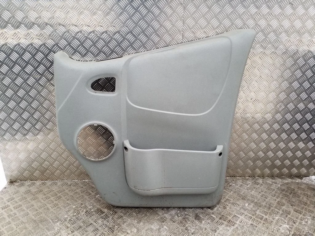 Front door card panel trim – Renault Trafic II (X83) (2001-2014)