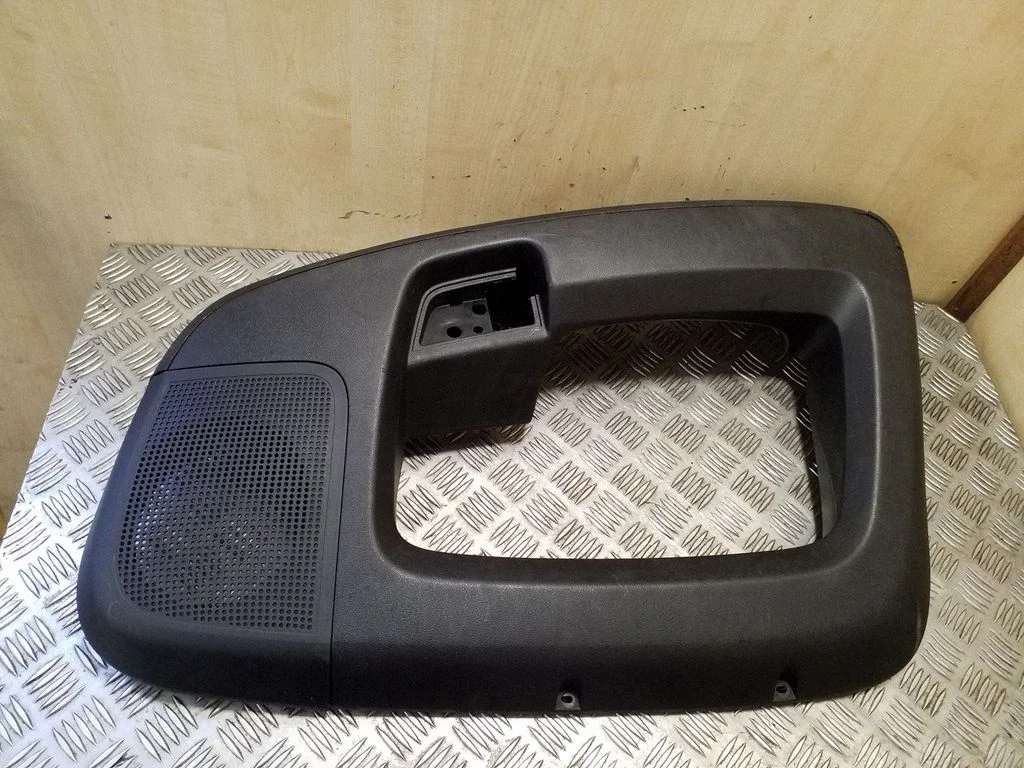 Front door card panel trim EP040018DX
