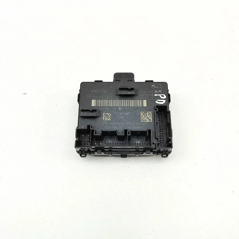 Ukseelektroonika juhtplokk 5Q0959593F