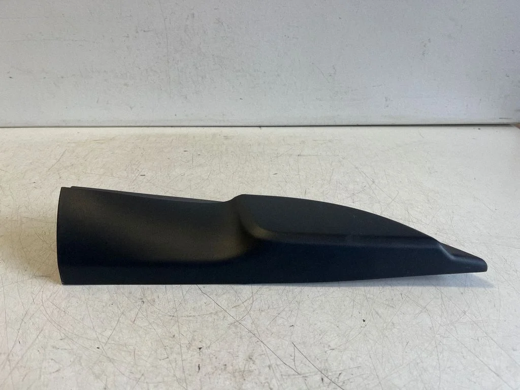 Muu eesmise ukse viimistluse osa – Opel Vivaro (2019-)