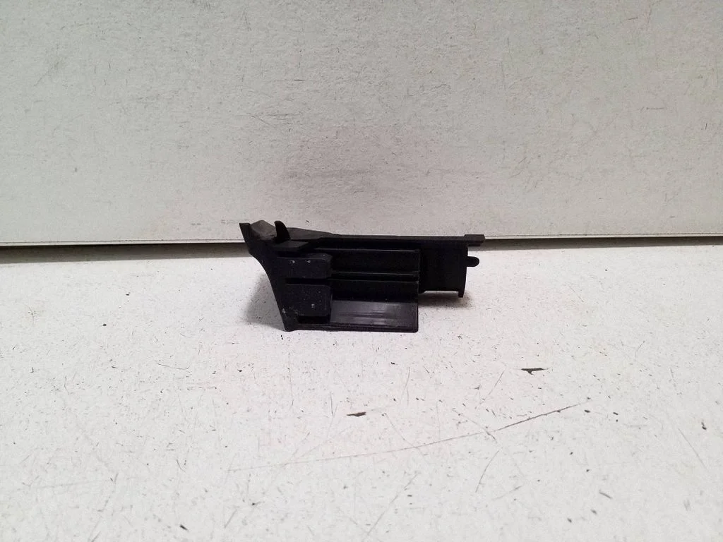 Other front door trim element 6783702080