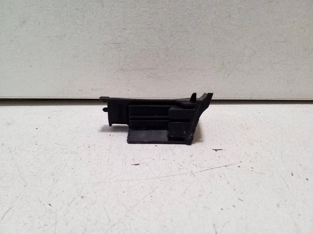 Other front door trim element 6783802060