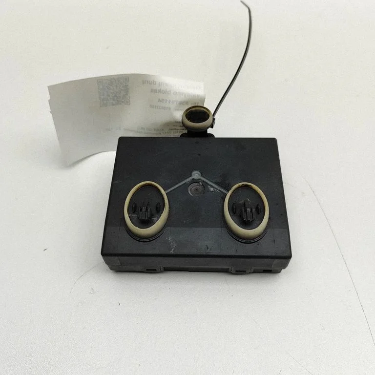 Durvju elektronikas vadības bloks 8X0959795C