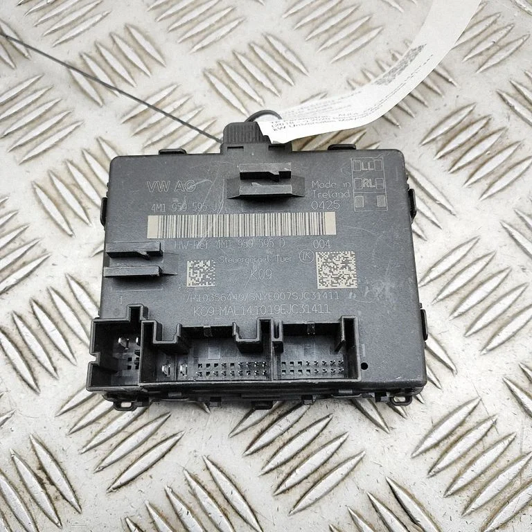 Door control unit/module 4M1959595D