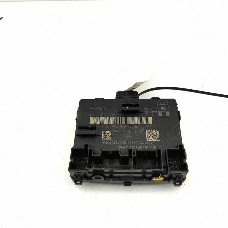 Door control unit/module 4M1959795B