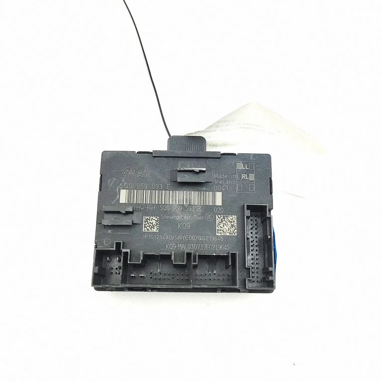 Durvju elektronikas vadības bloks 5Q0959593