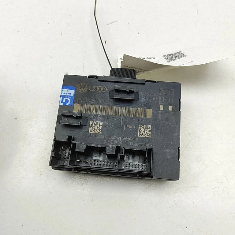 Durvju elektronikas vadības bloks – Audi Q7 4L (2005-2015)