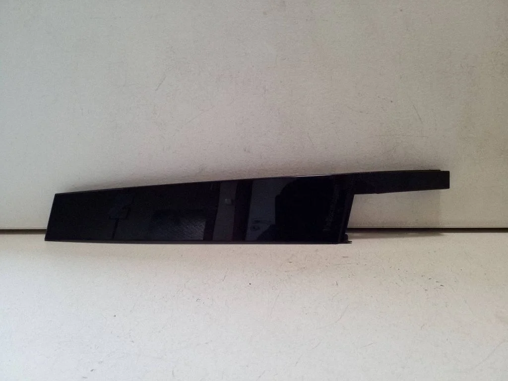 Other front door trim element 2GA837902D