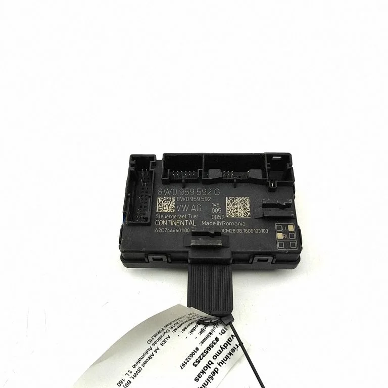 Durvju elektronikas vadības bloks – Audi A4 Allroad B8 (2008-2016)