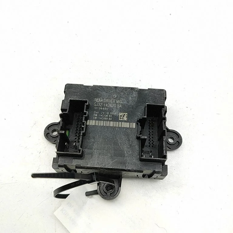 Durvju elektronikas vadības bloks – Jaguar XE (2015-)