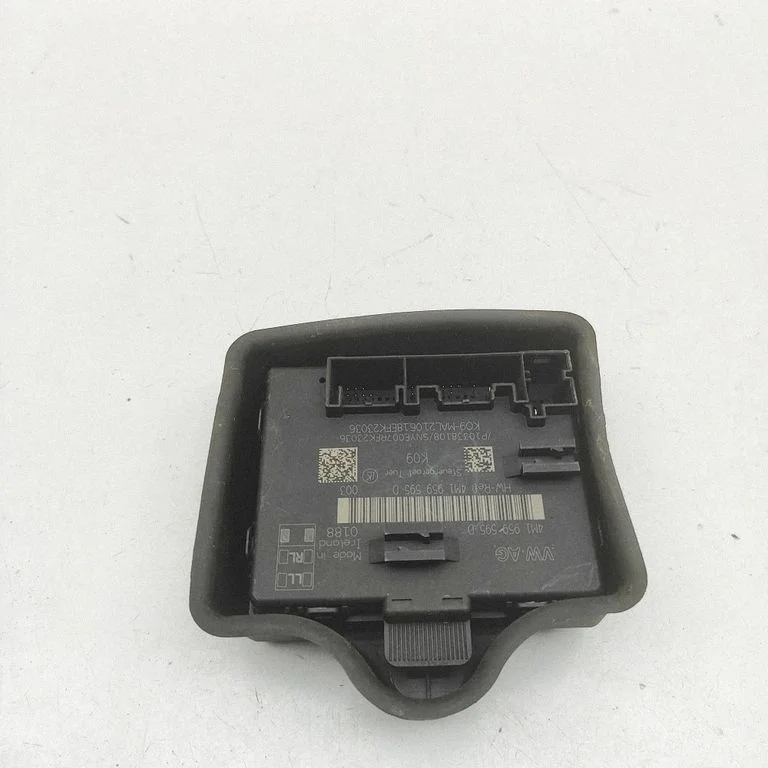 Door control unit/module 4M1959595D