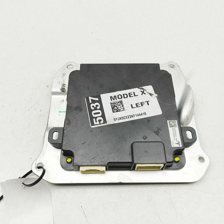 Door control unit/module 103722200E